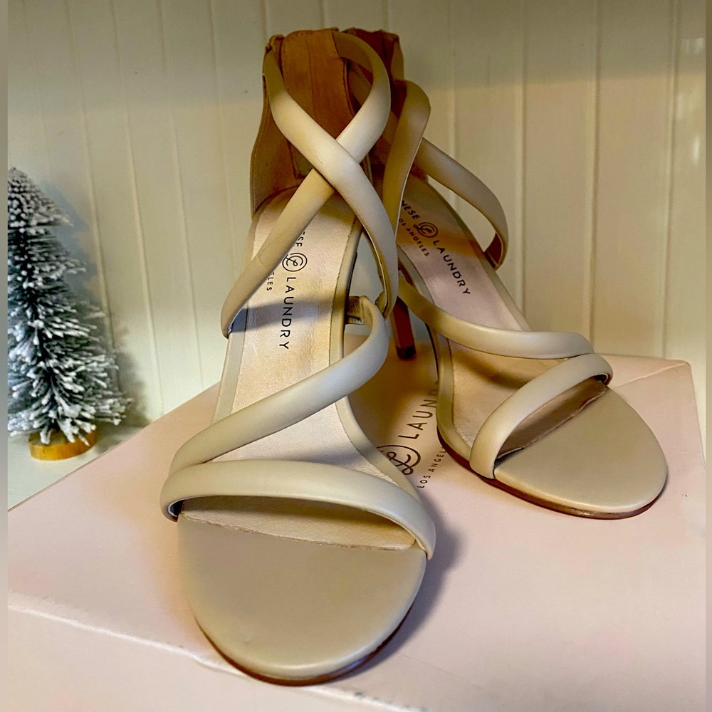 Chinese laundry Jillian strapped heel size 9.5